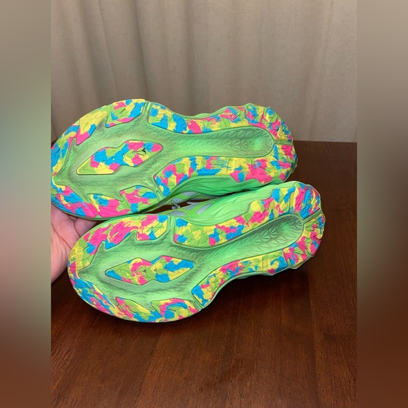 ASICS Novablast 2 - Picture 9 of 10